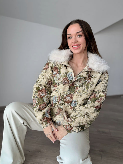 Īsā virsjaka "CABARET ROSE 19922" - BĒŠA