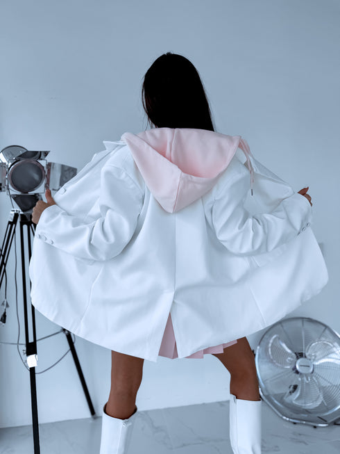 Švarkas arba džemperio užsegimas - BALTA