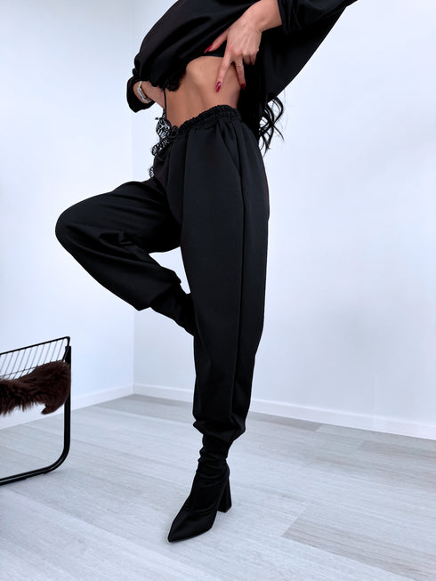 Komplekts "CONTRAST LACE" 25036 - MELNS