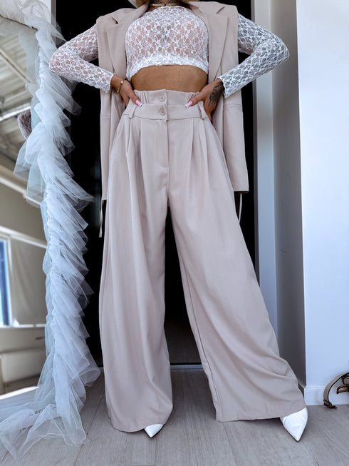 Komplekts "JASMINE" 22666 - GAIŠI BĒŠS