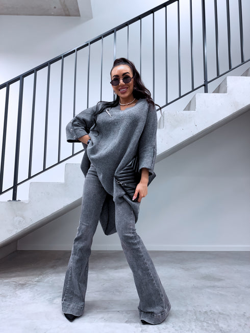 "BOND" pagarināts lielizmēra džemperis 3888L - PELĒKS