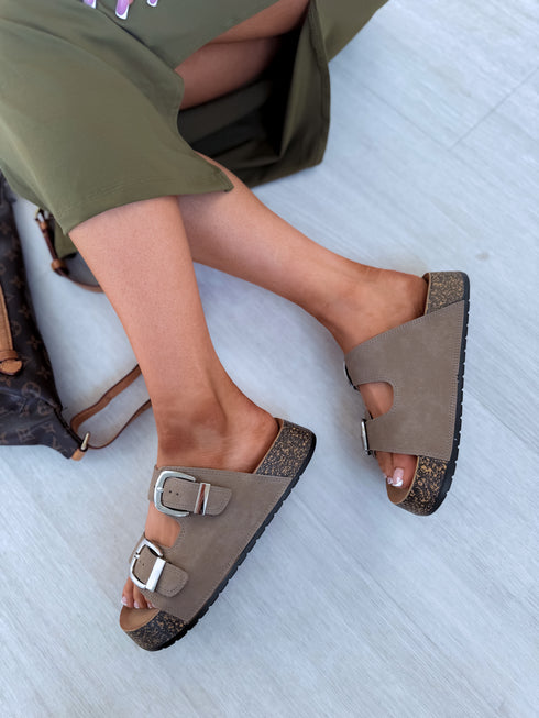 "INFINITY" 2022 Slippers - DARK BEIGE