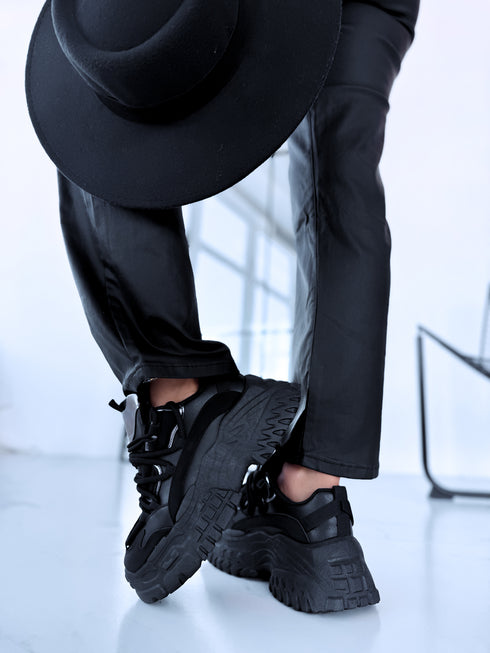 MELNAS botas ar augsto zoli "BRATZ"