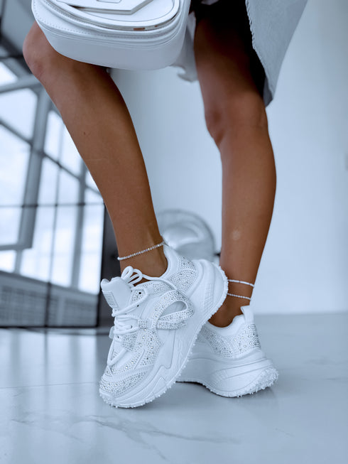 WHITE boots "LITTLE ONE" 8997