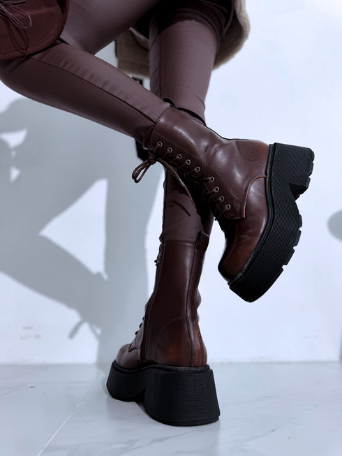 Šņorējami zābaki "LuLu Y2069" - CHOCO