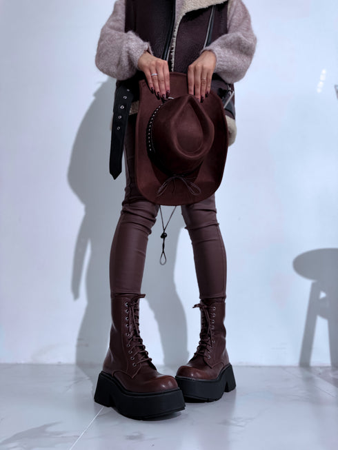 Šņorējami zābaki "LuLu Y2069" - CHOCO