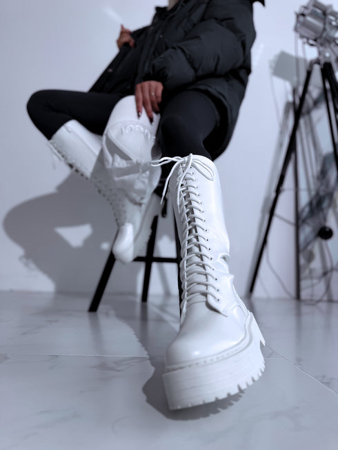 BALTI zābaki "DIGITAL" SJ577