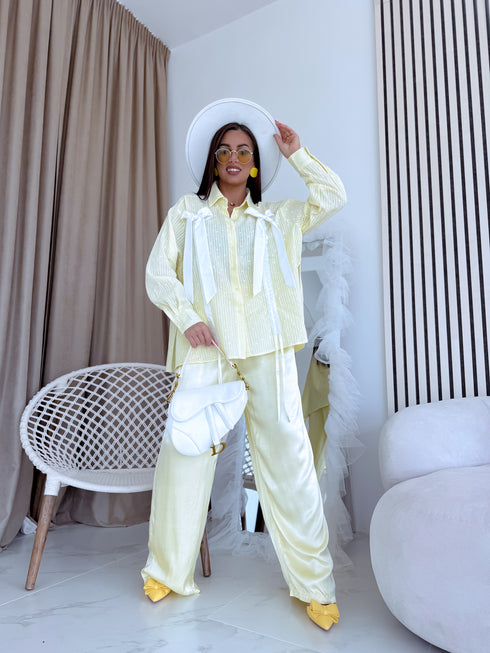 "HOT SPELL H10150" krekls - SIRSNIŅU DZELTENS