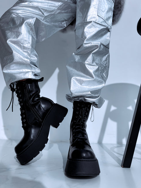 Шнурованные ботинки "LuLu Y2069" - ЧЕРНЫЕ