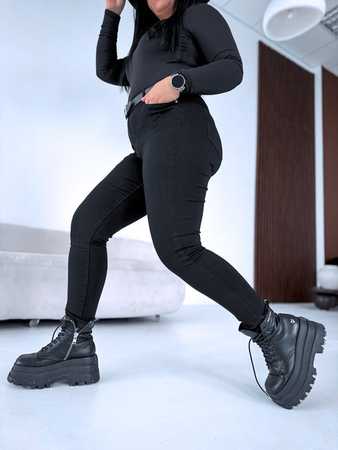 Black SECOND SKIN jeans Q552-1