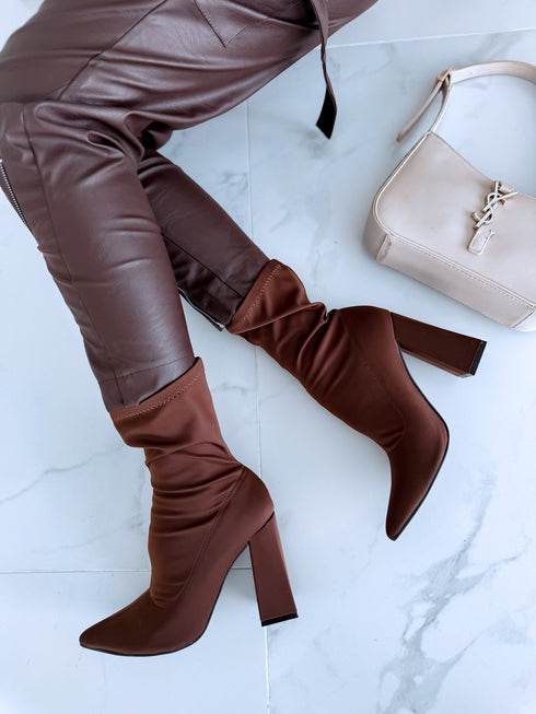 Audiniai batai "ELASTICITY MVP320" - CHOCO