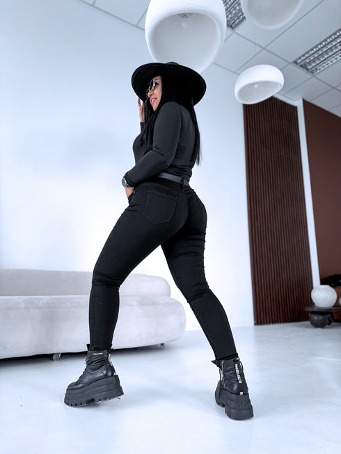 Black SECOND SKIN jeans Q552-1