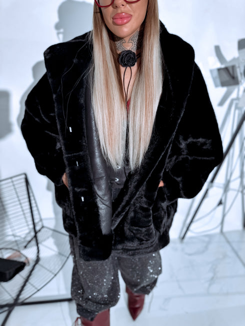 "BUBBLY PH6091" mākslīgās kažokādas virsjaka - melna