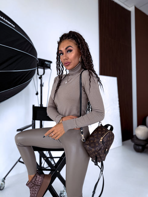 Classic turtleneck - CAPPUCCINO