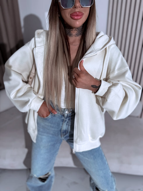 Jaka "ARTIFICIAL" V67 - KRĒMBALTA