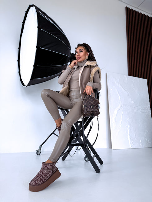 Леггинсы из искусственной кожи "Сентябрь" - CAPPUCCINO VS18001-128