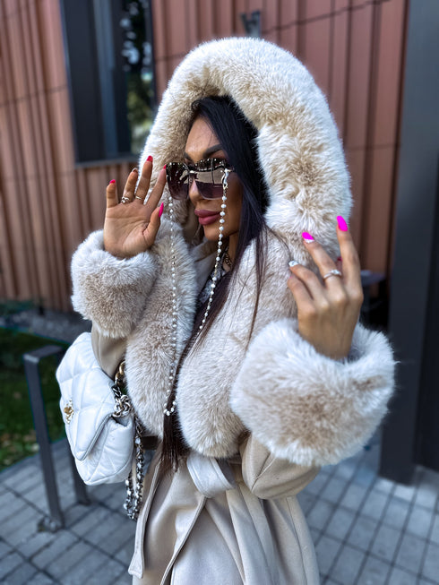 Mētelis ar pūku "CLOSURE" FC76 - bēšs