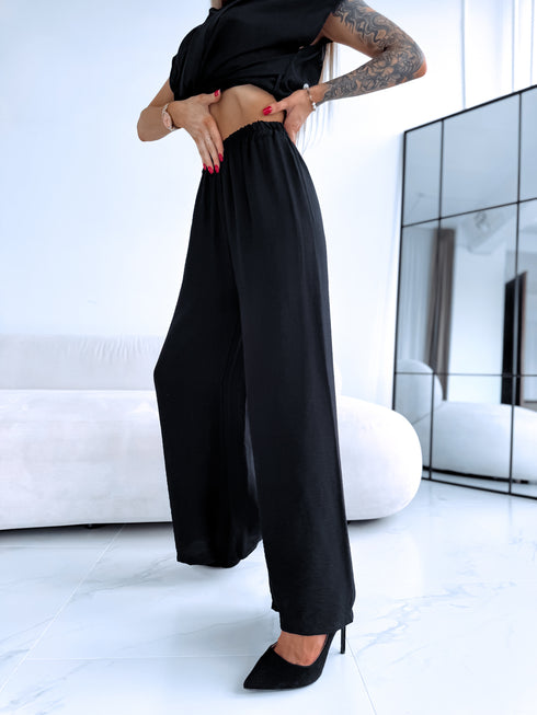 "CARAMEL" komplekts - MELNS