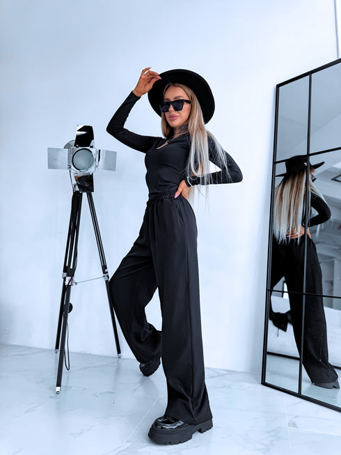 Топ с V-образным вырезом "JELLY BELLY VD1802" - ЧЕРНЫЙ