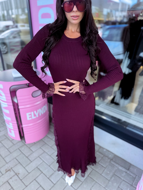 Adīta kleita "PROFILE 10327" - VIOLETA