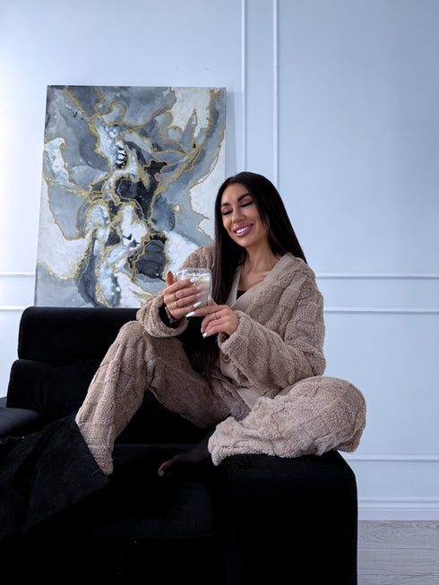 Mājas kostīms "CUBE" - Kapučīno PRE-ORDER