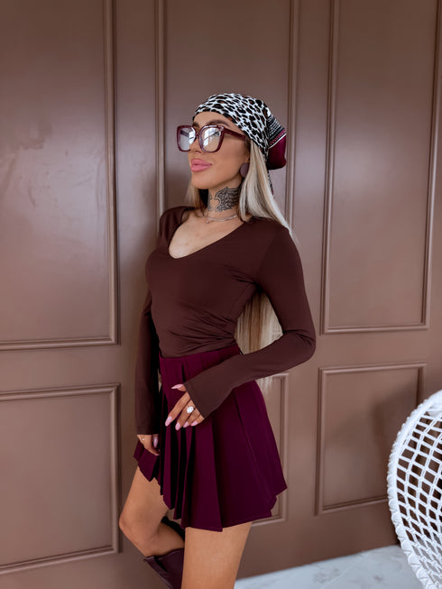 Viršūnės su V formos iškirpte "JELLY BELLY VD1802" - CHOCO