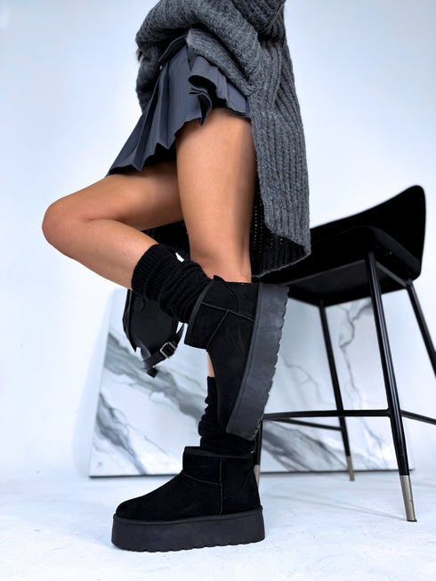 BLACK ugg boots "CLASSIC BEAR"