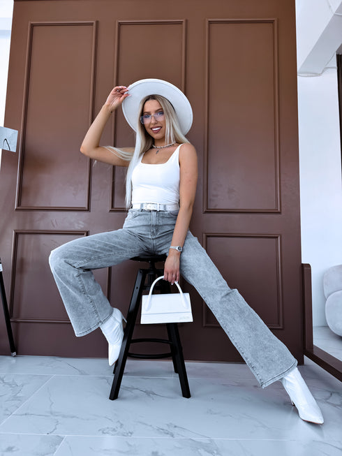 Pagrindinis topiņš "AFTER VD93" - BALTS