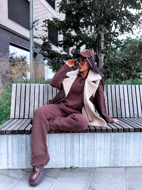 Knitted set "TOBLERONE 1039" - CHOCO