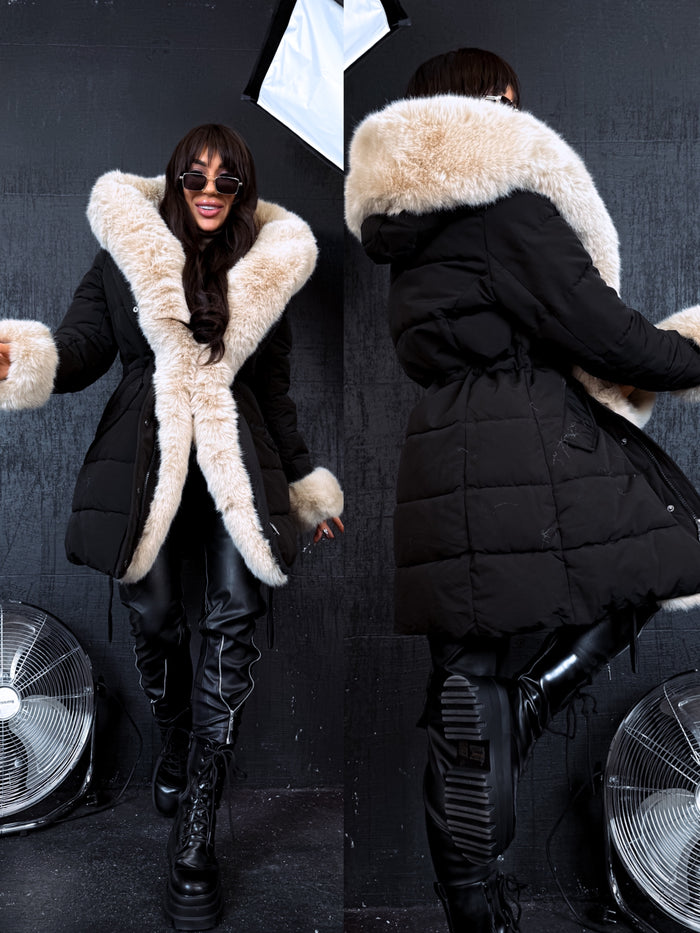 Puffy parka with fur - black with beige