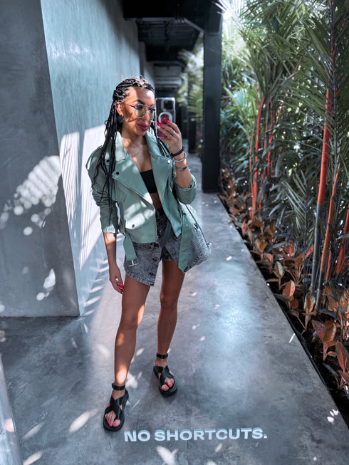 Crop faux leather jacket MU03 - pistachio green