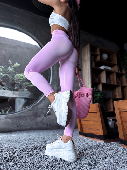 Legingi ar savilkumu aizmugurē "Riekstiņš" - ROZĪGI