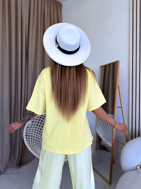 Футболка "THE FLOWER FLITTER" - ЖЁЛТАЯ