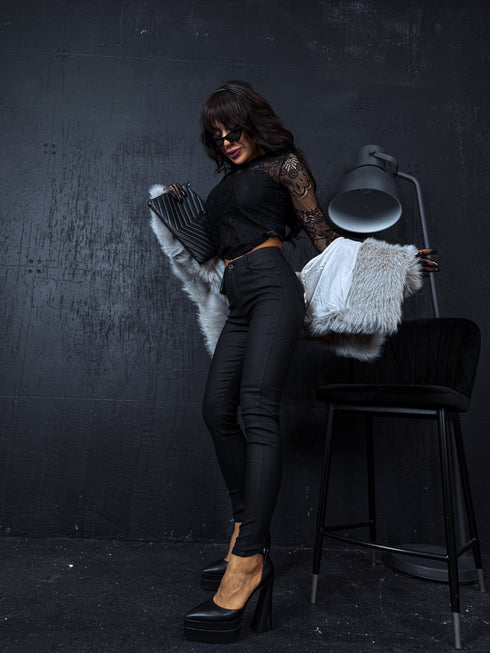 MATTE imitation leather PUSH-UP pants C9253-1 - black PRE-ORDER