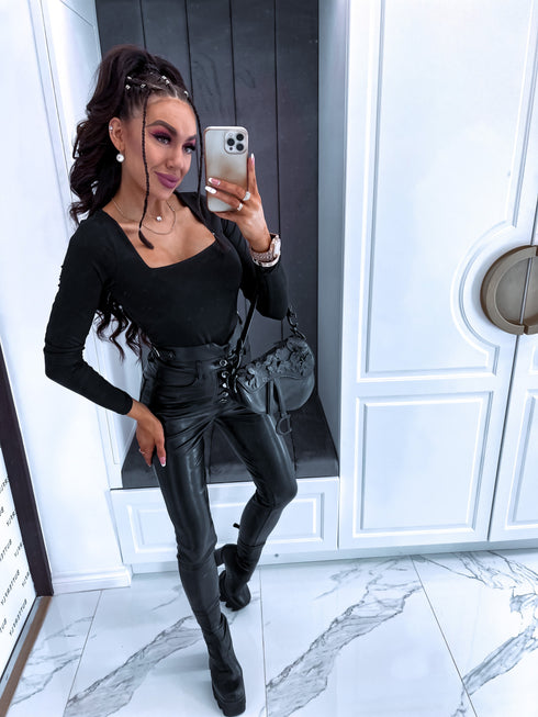 Nematomas karoliai 10mm