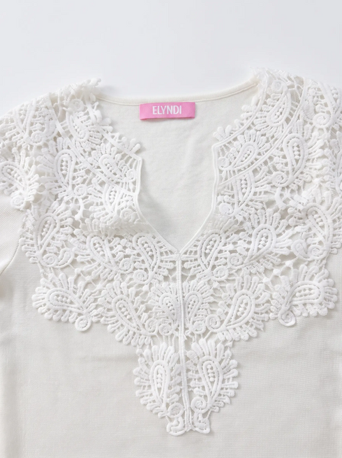 Top with lace neckline "LETTER MC2951" - WHITE