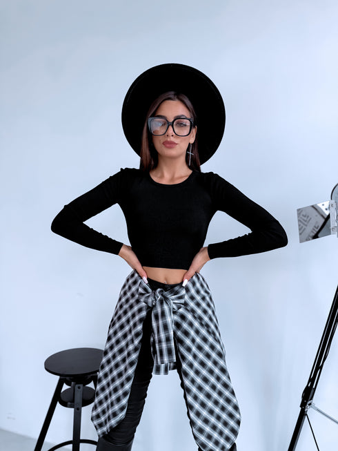 Knitted top "UNLIKELY ZS33" - BLACK