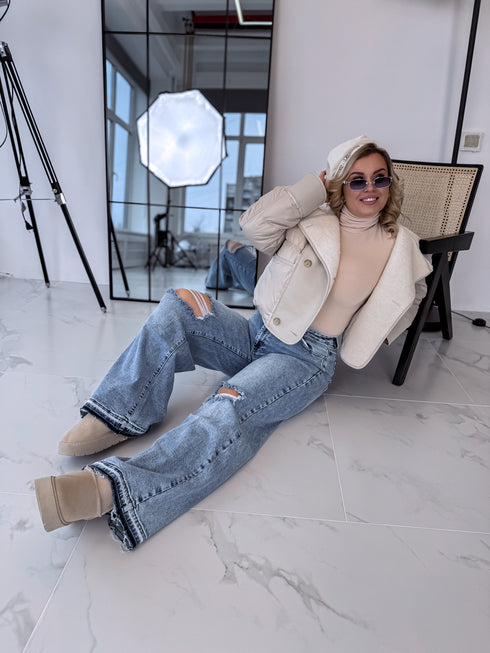 Короткая куртка "VANILLA WORLD"