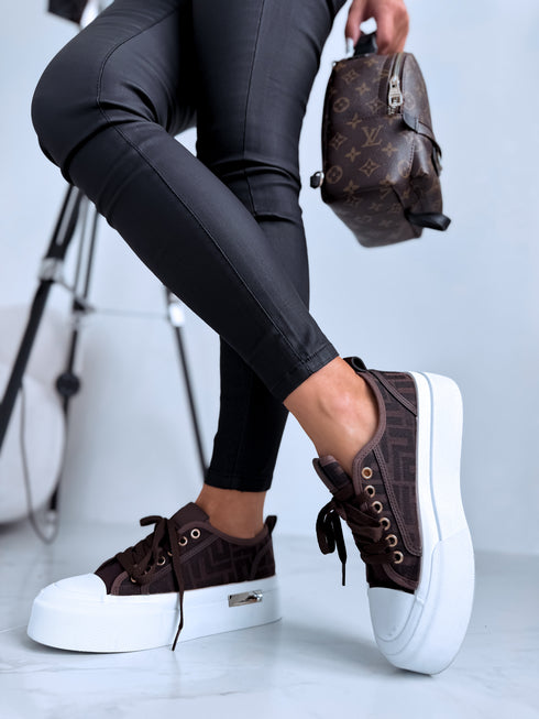 Sneakers "Juicy story A018" - CHOCO