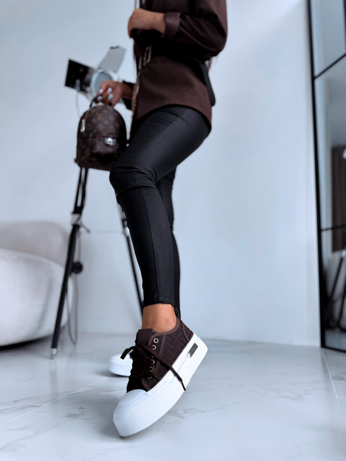 Sneakers "Juicy story A018" - CHOCO