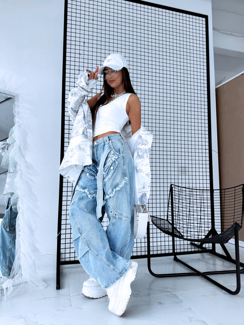 Топ с V-образным вырезом "BOOST VD1805" - БЕЛЫЙ