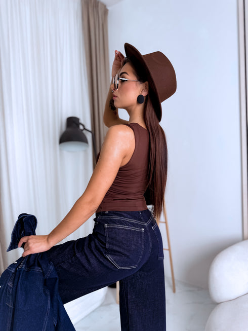 Топ с V-образным вырезом "BOOST VD1805" - CHOCO