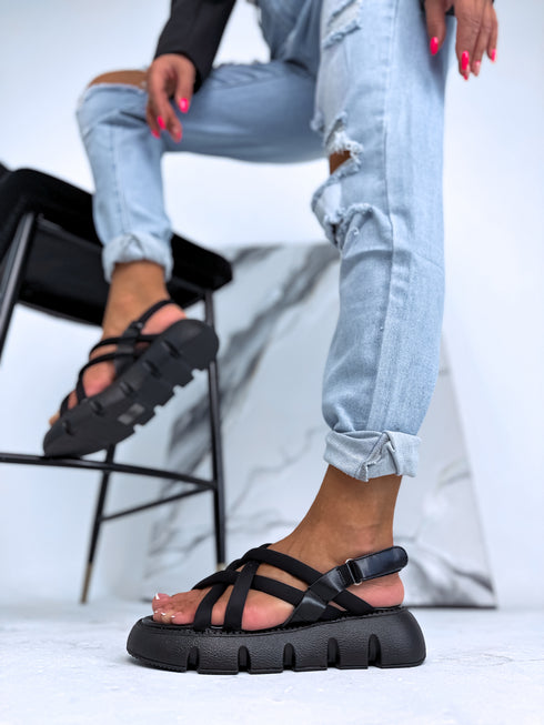 Strappy Sandals "PINUMS" - Black