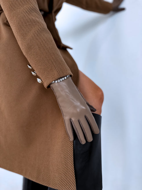 CHOCO pirštinės su odos imitacijos įsiuvais "CLASSY CRYSTAL"