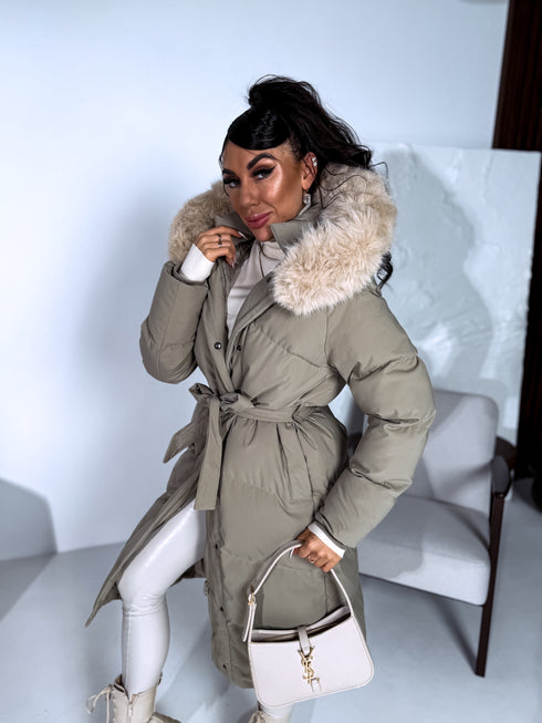 GAIŠĀ HAKI virsjaka ar plato aizdari "CAMRY FC96"