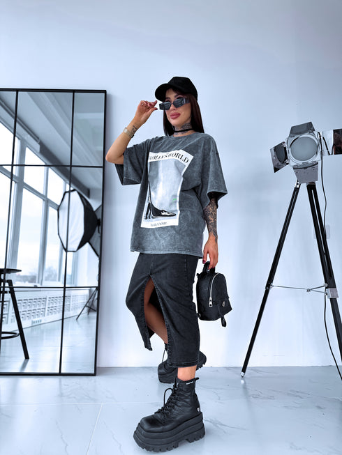 Oversize T-shirt "WOMAN'S WORLD" - GRAY