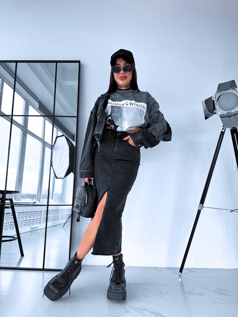 Oversize T-shirt "WOMAN'S WORLD" - GRAY