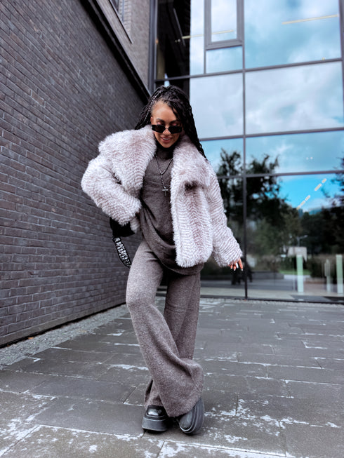 "CITY ASH BY303" mākslīgās kažokādas virsjaka - pelēkbrūna