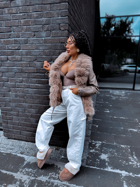 Cappuccino overcoat with cappuccino fur "LUX FUR" FL47