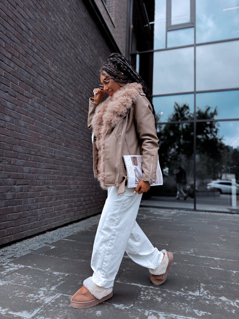 Cappuccino overcoat with cappuccino fur "LUX FUR" FL47